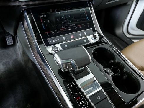 Used 2022 Audi Q7 3.0T Premium Plus w/ Premium Plus Package image 18