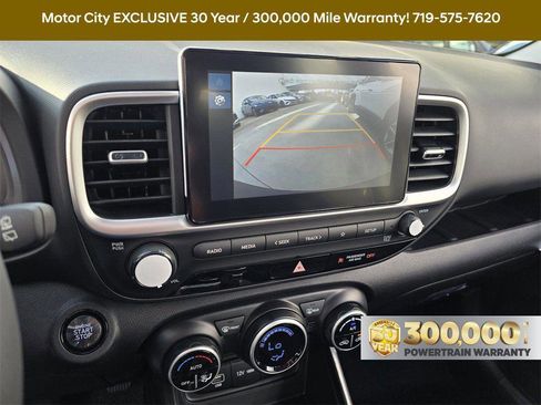 New 2025 Hyundai Venue SE image 28