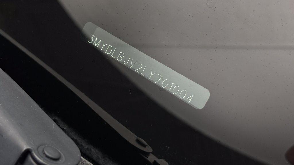 Used 2020 Toyota Yaris XLE FWD image 42