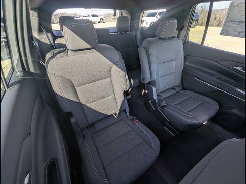 New 2026 Chevrolet Traverse LT w/ Driver Confidence Package FWD image 15