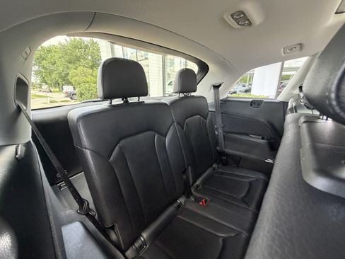 Used 2019 Audi Q7 3.0T Premium w/ Convenience Package AWD/4WD image 25