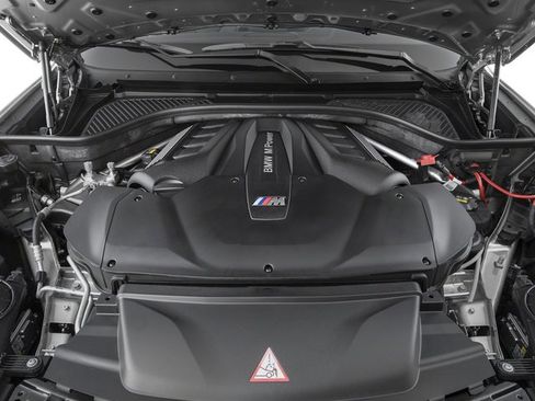 Used 2018 BMW X5 M AWD/4WD image 16