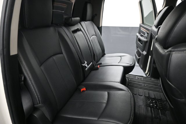 Used 2018 RAM 1500 Laramie w/ Convenience Group AWD/4WD image 25