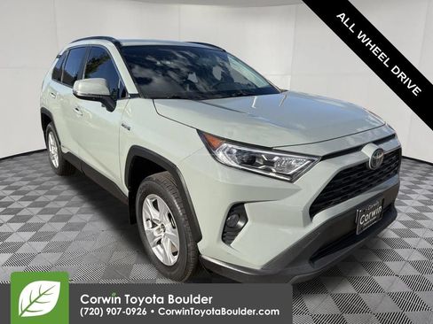 Used 2020 Toyota RAV4 XLE w/ Convenience Package AWD/4WD image 1