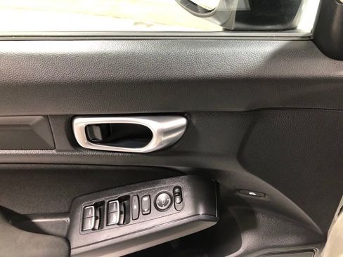 Used 2023 Honda Civic LX image 19