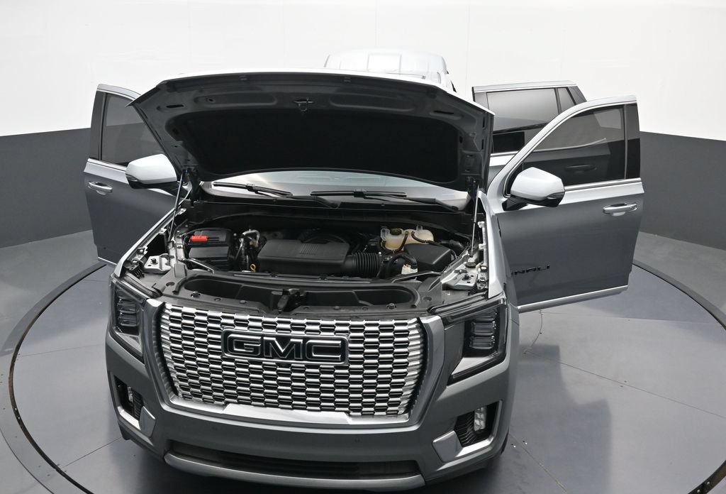 Used 2024 GMC Yukon Denali w/ Denali Reserve Package AWD/4WD image 40