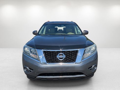 Used 2015 Nissan Pathfinder S image 2