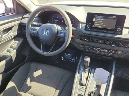 Certified 2023 Honda Accord EX image 11