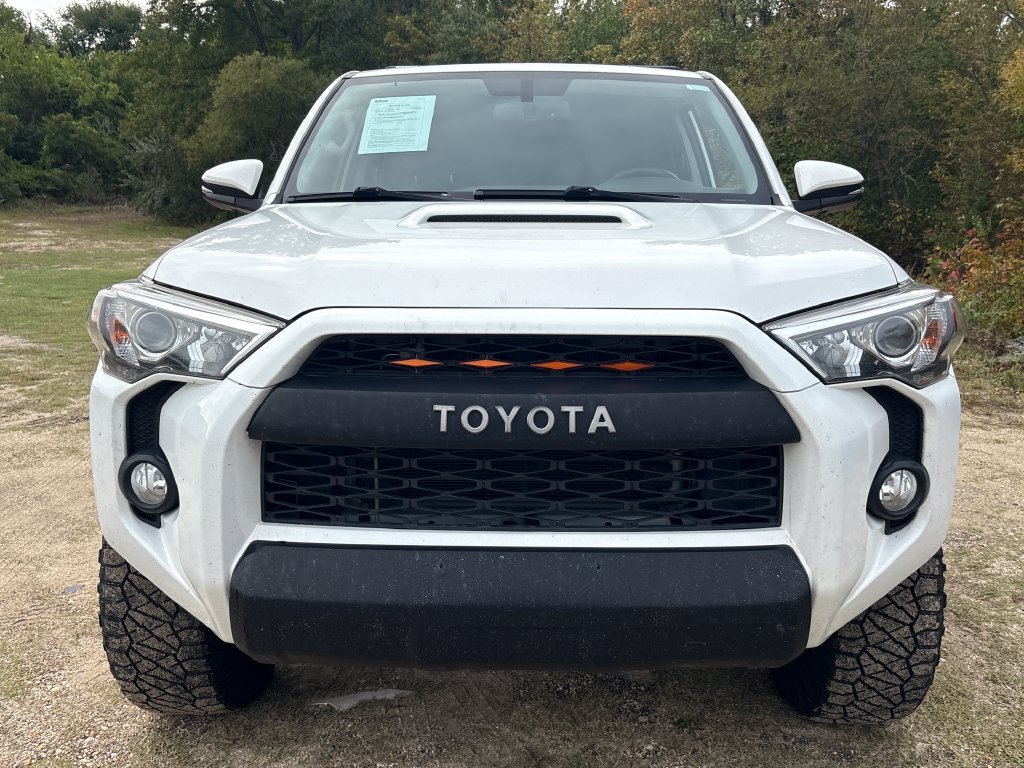 Used 2019 Toyota 4Runner TRD Off-Road Premium AWD/4WD image 2