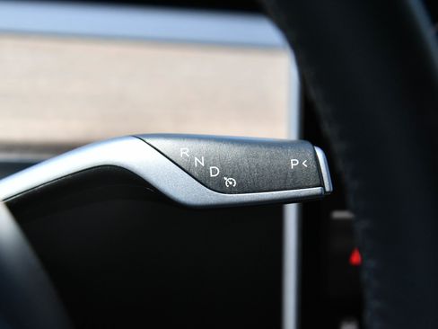 Used 2023 Tesla Model Y Long Range AWD/4WD image 28