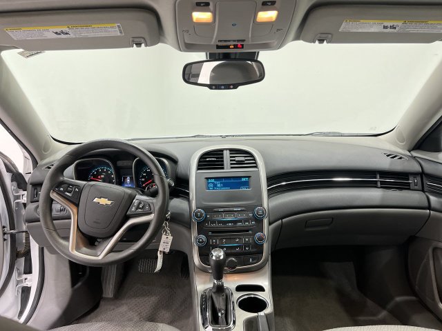 Used 2015 Chevrolet Malibu LS FWD image 16