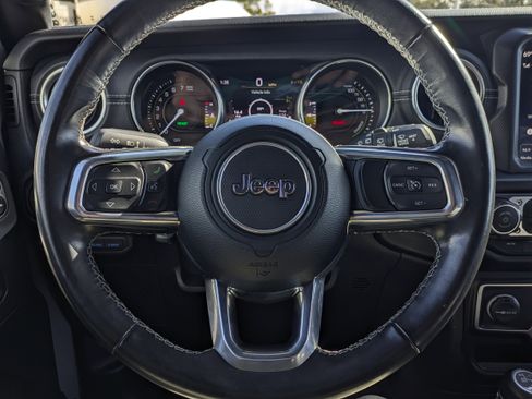 Used 2021 Jeep Wrangler Unlimited Sahara image 26