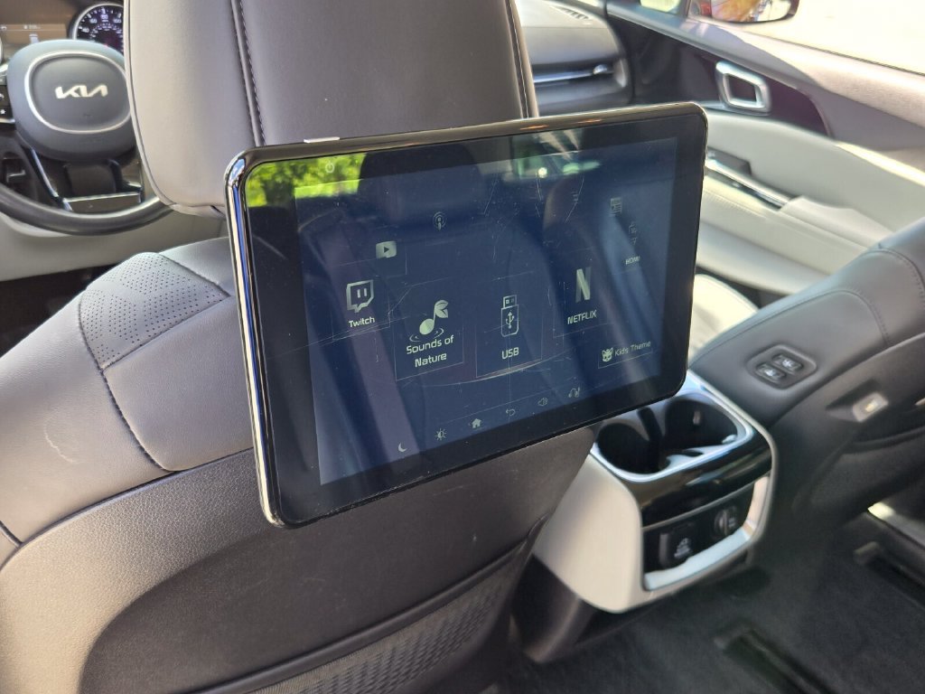 Used 2022 Kia Carnival SX FWD image 13