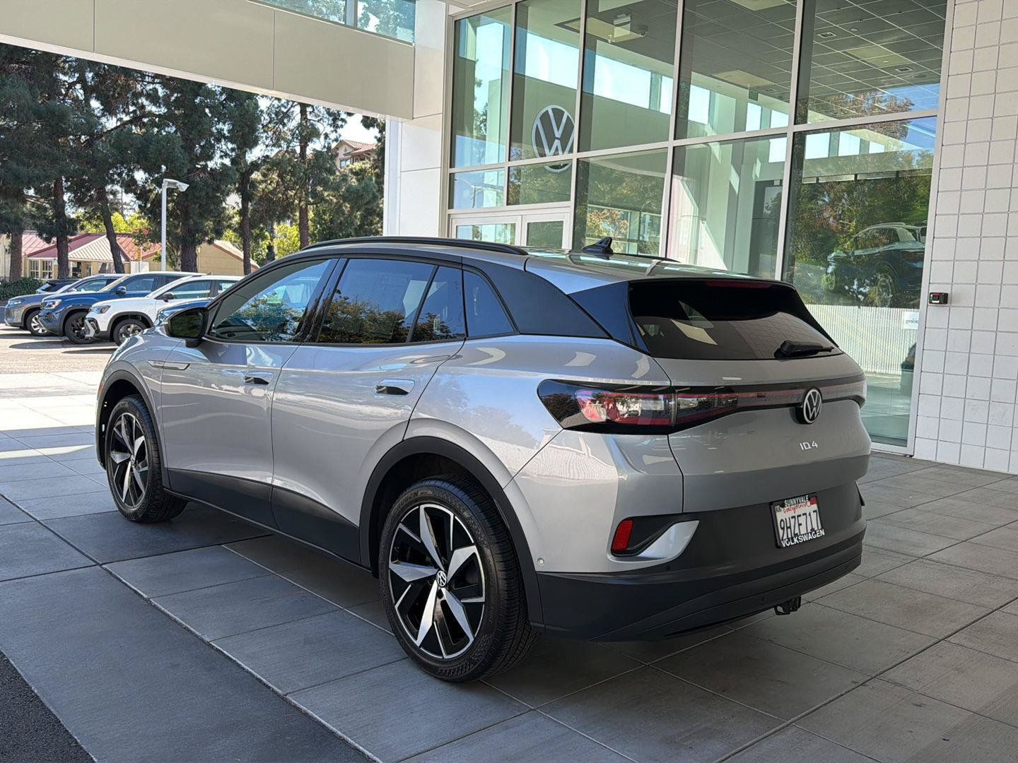 Certified 2023 Volkswagen ID.4 Pro S AWD/4WD image 3