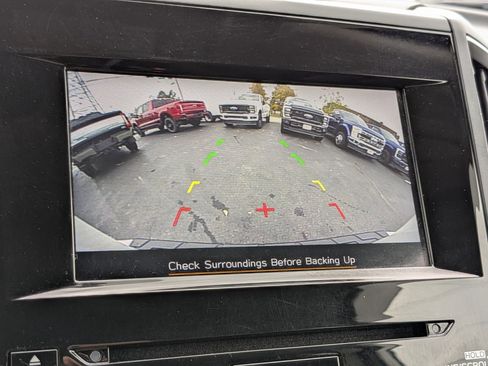 Used 2020 Subaru Forester Premium image 23