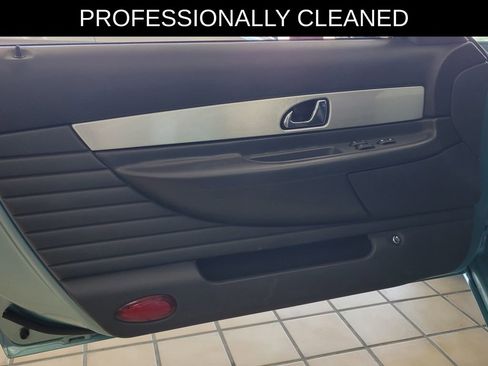 Used 2002 Ford Thunderbird RWD image 9