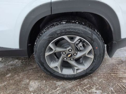 New 2026 Chevrolet Trax LT w/ Driver Confidence Package image 32