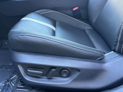 Certified 2025 Toyota Camry SE w/ Convenience Package image 14