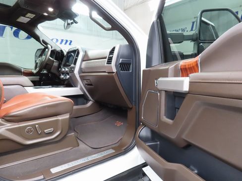 Used 2022 Ford F350 King Ranch w/ King Ranch Ultimate Package image 31