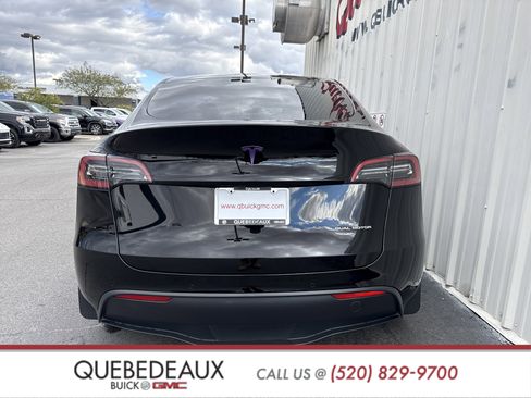 Used 2021 Tesla Model Y Long Range image 8