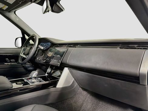 Certified 2023 Land Rover Range Rover SE AWD/4WD image 31