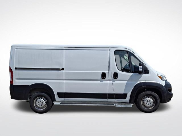 Used 2025 RAM ProMaster 2500 w/ U-Haul Equipment Group FWD image 7