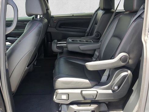 Used 2023 Honda Odyssey Sport image 18
