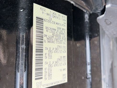 Used 2021 Nissan Rogue SL w/ Premium Package image 28