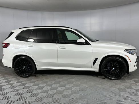 Used 2022 BMW X5 xDrive40i w/ M Sport Package AWD/4WD image 33