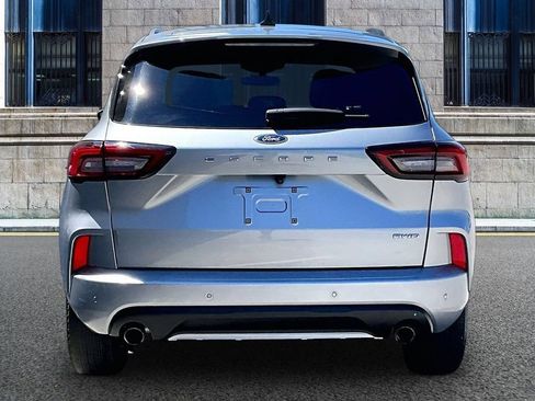 Certified 2024 Ford Escape ST-Line w/ Tech Pack #1 AWD/4WD image 4