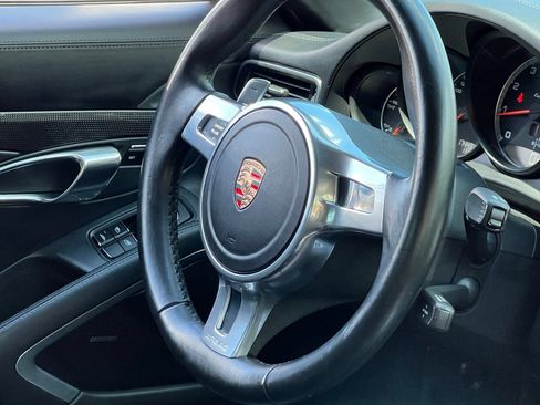 Used 2015 Porsche 911 Turbo S AWD/4WD image 21
