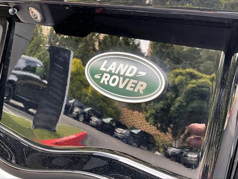 Used 2023 Land Rover Discovery Sport S R-Dynamic image 33