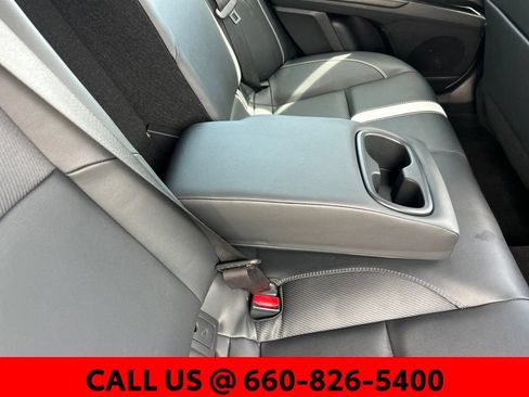 Used 2025 Toyota Camry SE FWD image 10