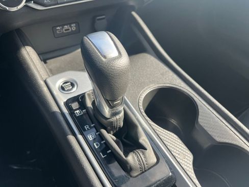 Used 2025 Nissan Altima 2.5 SV image 35