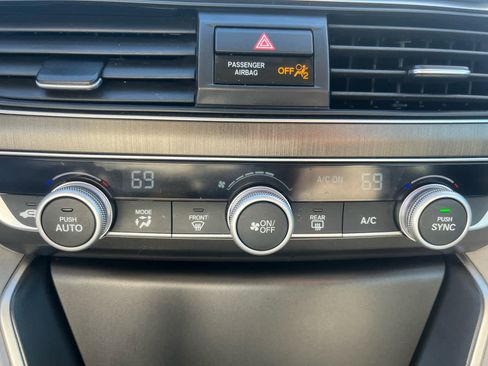 Used 2020 Honda Accord LX image 18