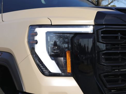 Used 2025 GMC Sierra 2500 AT4X AWD/4WD image 30