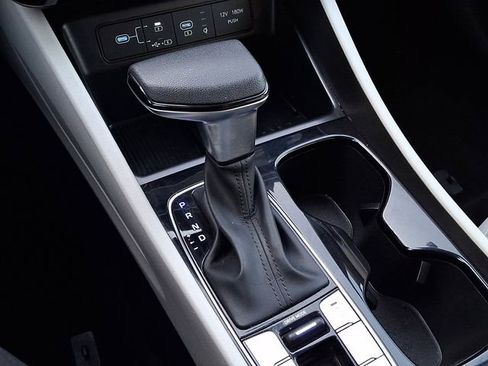 Used 2025 Hyundai Tucson SEL image 16