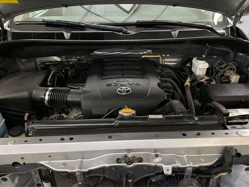 Used 2013 Toyota Sequoia SR5 AWD/4WD image 12