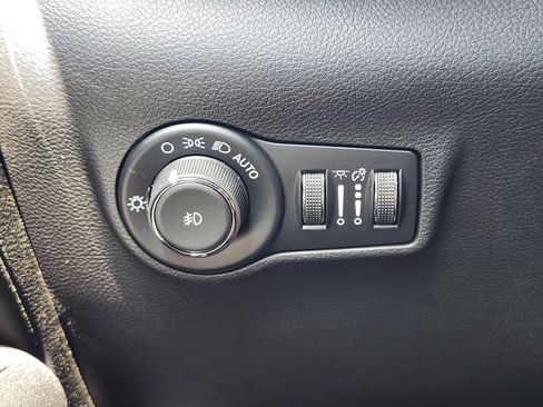 New 2026 Jeep Compass Limited AWD/4WD image 24