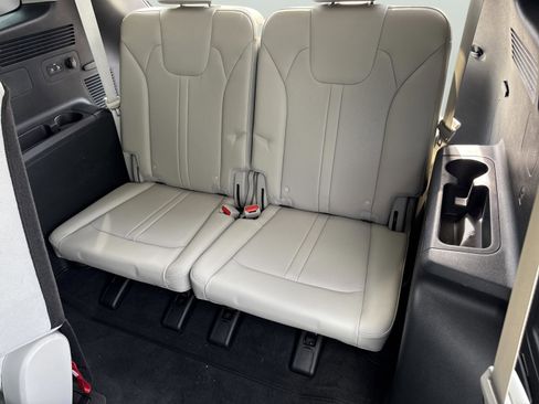 Certified 2022 Kia Sorento S image 14