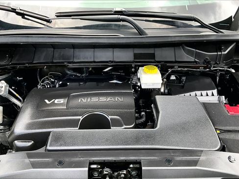 Used 2023 Nissan Pathfinder Platinum w/ Lighting Package (N93) image 30