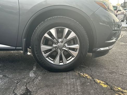Used 2018 Nissan Murano SL w/ Moonroof Package image 30
