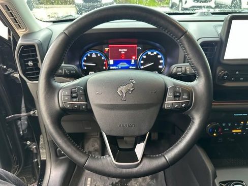 Used 2023 Ford Bronco Sport Outer Banks w/ Tech Package AWD/4WD image 23