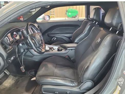 Used 2019 Dodge Challenger R/T Scat Pack w/ Shaker Package RWD image 2