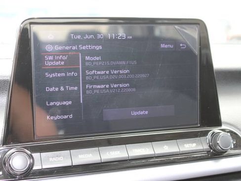 Used 2023 Kia Forte LXS w/ LXS Technology Package FWD image 25