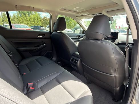 Used 2025 Nissan Altima 2.5 SL image 14