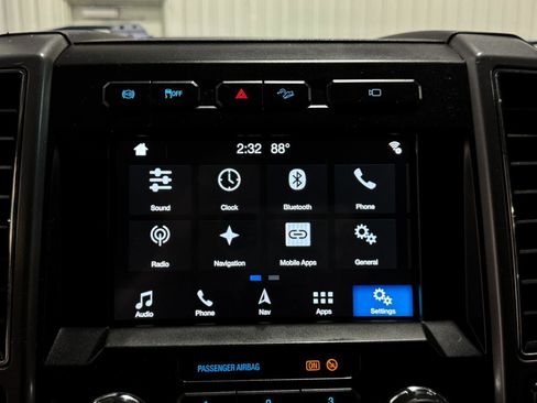 Used 2018 Ford F350 XLT w/ XLT Premium Package image 21