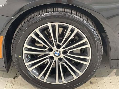 Used 2019 BMW 540i xDrive AWD/4WD image 11