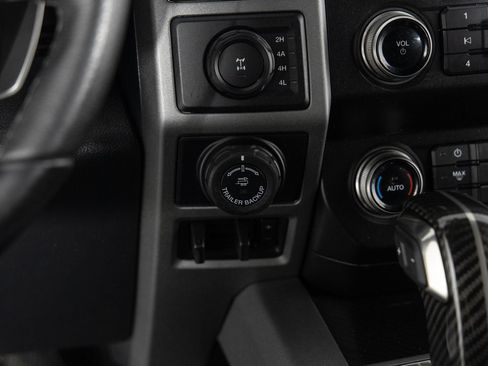 Used 2020 Ford F150 Raptor w/ Equipment Group 802A Luxury image 37