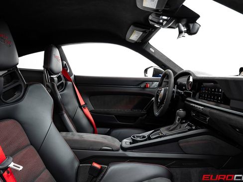 Used 2024 Porsche 911 GT3 RS RWD image 40